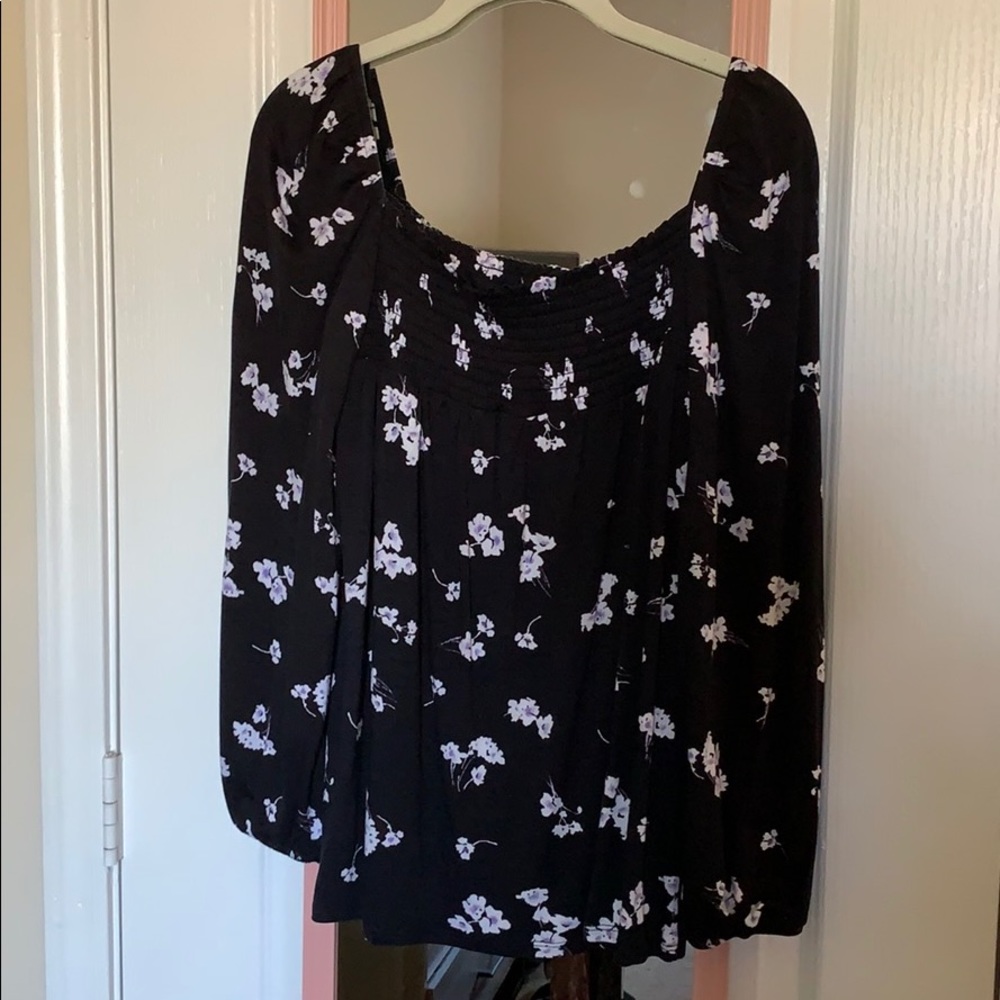 Black, floral top